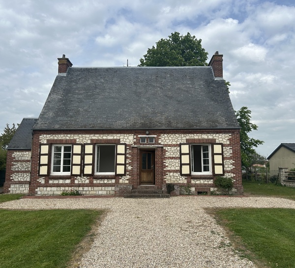 Belle maison T4 (109.70m² m²) à COURCELLES SUR SEINE (27940) avec jardin, garage et cave
